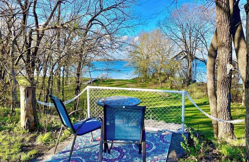 Battle Lake House | LAKEFRONT Private Dock Walk to Town 4 Bed Sleep 12