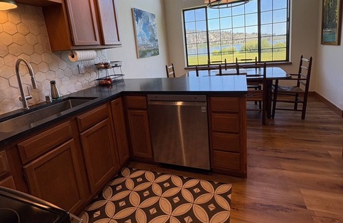 June Lake Condo | Lakefront retreat with big views | Freshly renovated