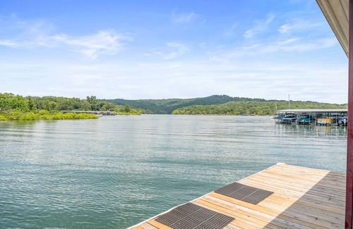 Kimberling City Cabin | Lakefront Studio Cabin w/ Pool + Swim & Boat dock