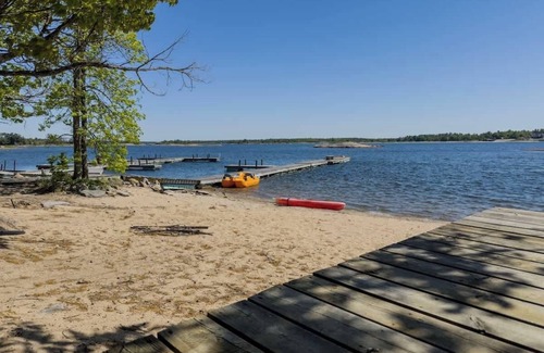 Carling Cabin | Lakefront Studio Cottage #8