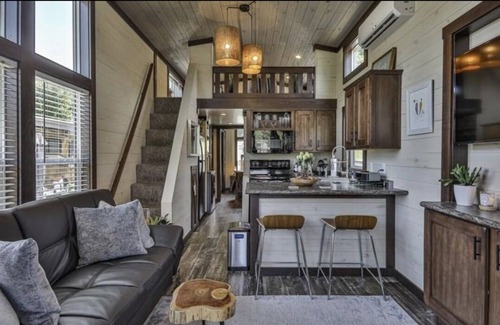 Morganton House | LakeFront Tiny Home MINUTES to Downtown Blue Ridge
