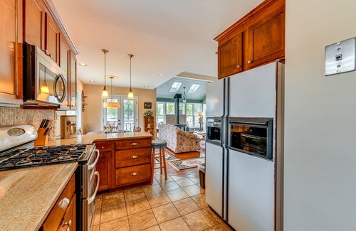Troutman House | Lakefront Troutman Home w/Private Dock & Slip!