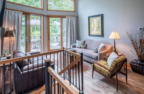 Butler House | Lakefront w/ dock & mtn views near Watauga Lake Winery- Butler TN