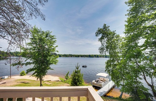 Townsend Cabin | Lakefront Wisconsin Getaway w/Kayak + Boat Dock!
