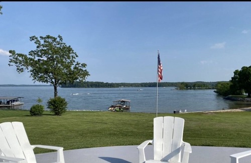 Gilbertsville House | Lakefront with gentle slope to waters edge with pebble beach.