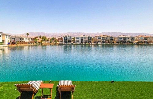 Terra Lago Villa | Lakefront with privet Pool 4 master