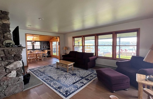 Old Forge Cabin | Lakehouse Lodge ~ Fourth Lake Getaway Lodges