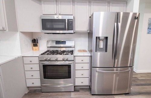 Noblesville House | Lakehouse - Sleeps 20 w/free boat slip
