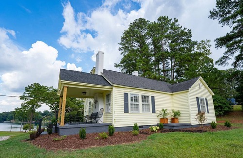 Seneca House | Lakehouse with Private Dock!