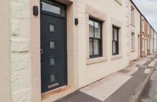 Carnforth Apartment | Lakes View Apartment 2