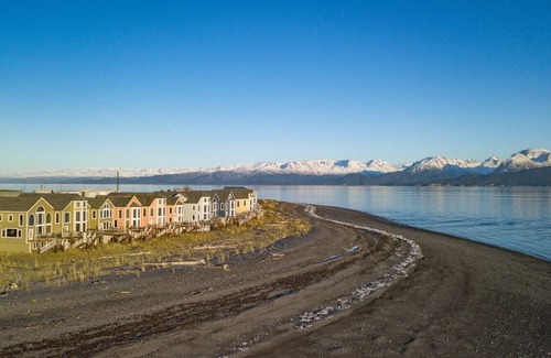 Homer Condo | Lakeshore Lodging Ocean Front Lodges