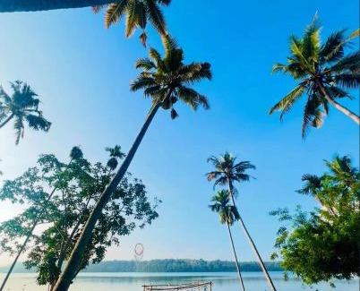 Chirayinkil Bed & Breakfast | Lakeshore Retreats Varkala