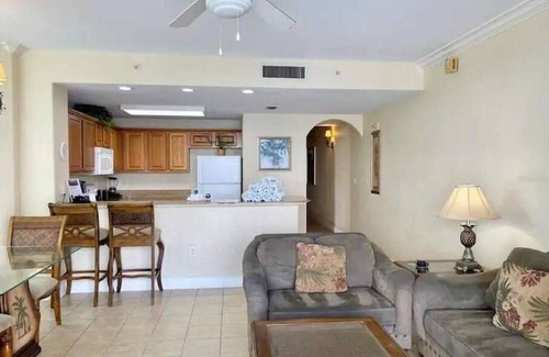 Florida Central Atlantic Coast Apartment | Lakeside 2 Beds 2 Bath 2 Balcony