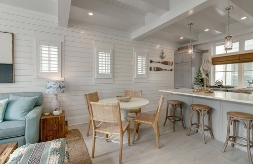 Port Aransas Cottage | Lakeside Beach Cottage @ Cinnamon Shore South W/Great Views & Amenities!