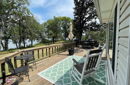 Wagoner House | Lakeside cabin with beautiful lake view, hot tub, and .5 mi from beach & marina