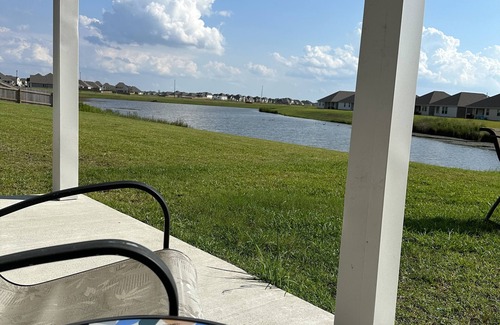 Slidell House | Lakeside Calm living, 25 mins from NEW ORLEANS