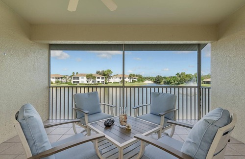Bonita Springs Condo | Lakeside condo in Bonita Springs with glorious views.