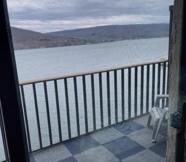 Canandaigua House | Lakeside Condo with plenty of amenities close to Bristol Mountain - permit - 2024-0018