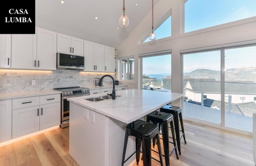 Central Okanagan Cottage | LAKESIDE COTTAGE, BRAND NEW, LA CASA COTTAGES - LAKESIDE RESORT, KELOWNA, BC