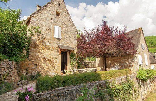 Chasteaux Cottage | Lakeside Cottage Roziers Retreat