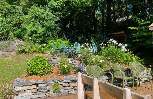 Ludlow House | Lakeside Elegance