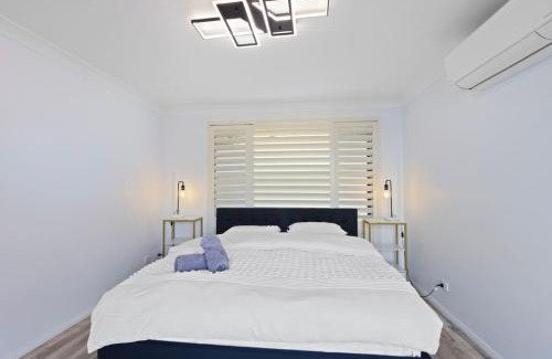 Fishing Point House | Lakeside Escape