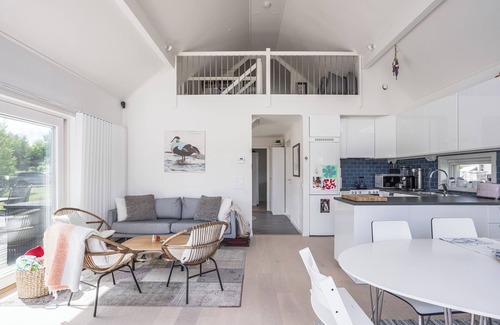 Graddo House | Lakeside Family Home in Gräddö