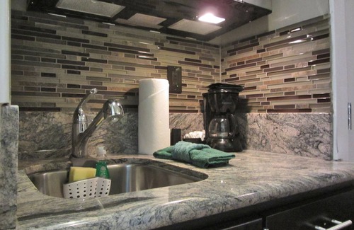 Lakeside Park Condo | Lakeside Gondola Lodge 2 Bedroom sleeps 8
