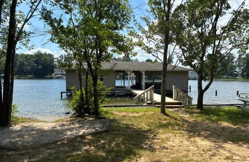 Bumpass House | Lakeside Haven