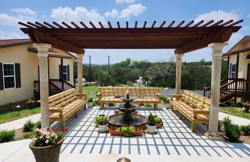Kerrville House | Lakeside Italian Villa On A Private Estate