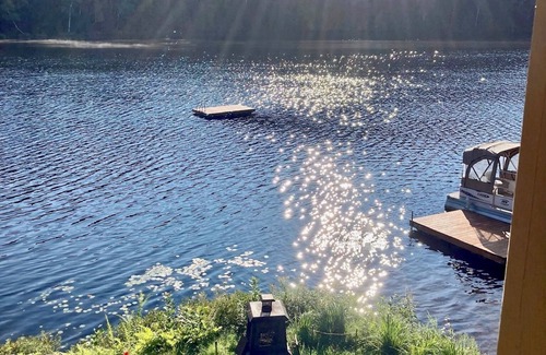 Wentworth-Nord Ski Chalet | Lakeside Laurentian retreat