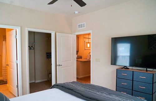 Northside Apartment | Lakeside Luxury #1