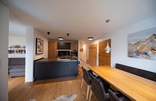Schuttdorf Apartment | Lakeside-Luxury Apartments