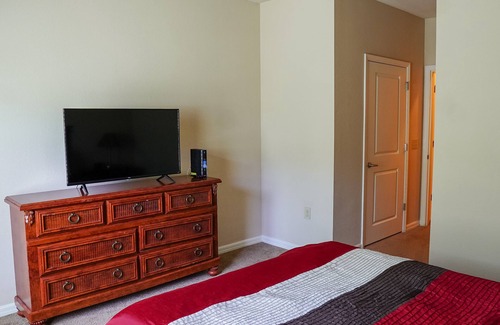 Northside Apartment | Lakeside Luxury Living #2