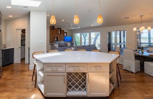 Lago Vista House | Lakeside Luxury with Infinity Pool, Expansive Decks & Stunning Lake Views