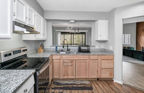 Columbia House | Lakeside Oasis: Fort Jackson Family Retreat