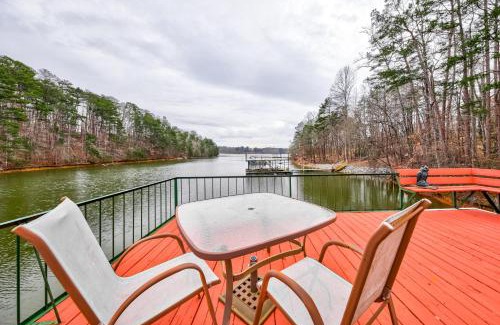 Gainesville House | Lakeside Oasis