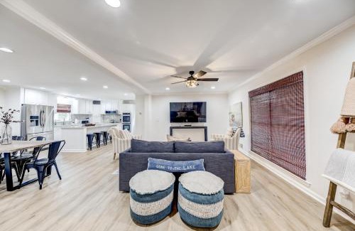 Gainesville House | Lakeside Oasis