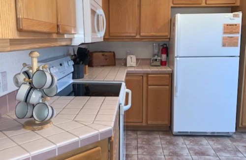 Lake Havasu City House | Lakeside Pool Home with a View