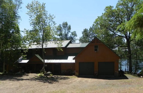 Osceola House | Lakeside Retreat near Osceola, WI