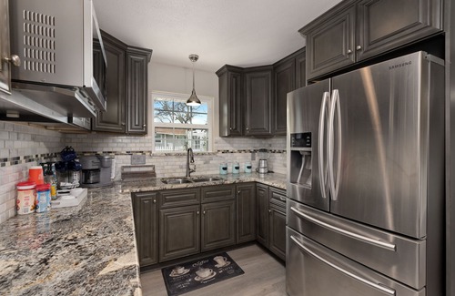 Canyon Lake House | Lakeside Serenity: Your Retreat with a Water View, Boat and Golf Cart Bliss!