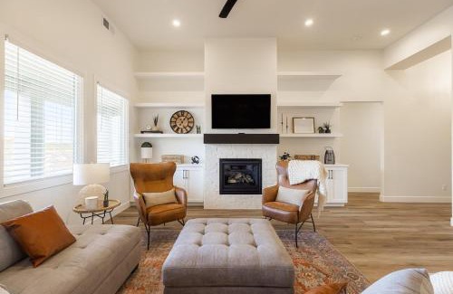 Hurricane House | Lakeside Villa at Sand Hollow Resort