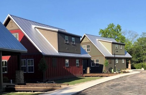 Kimberling City Cabin | Lakeside Waterfront Luxury Retreat, Sleeps 10, Water Views