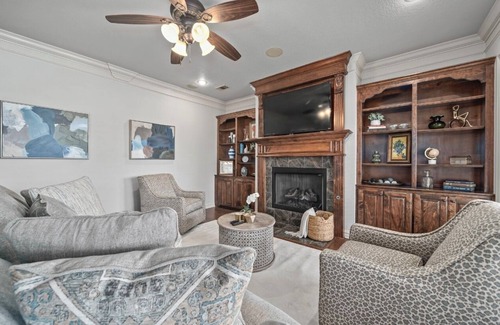 Fort Smith House | Lakeside Way Luxury Retreat