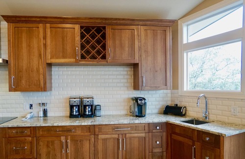 Highland Lake Estates House | LakeTravis Waterfront~BoatDock~Swimming Pool~Hot Tub~PICKLEBALL/Basketball Court