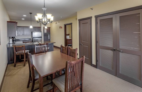 Walker Condo | Lakeview 2 Bed 1 Bath Condo on Walker Lake. Walking distance to downtown Walker.