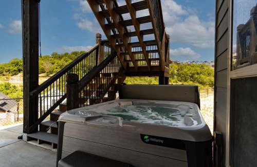Table Rock House | Lakeview Green