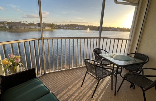 Fort Myers Condo | Lakeview Lanai in Fort Myers! Gated community with resort like amenities!