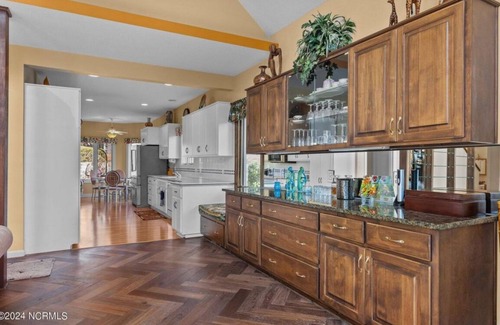 Seven Lakes House | Lakeview Luxury Home /For week of US Open June 2024