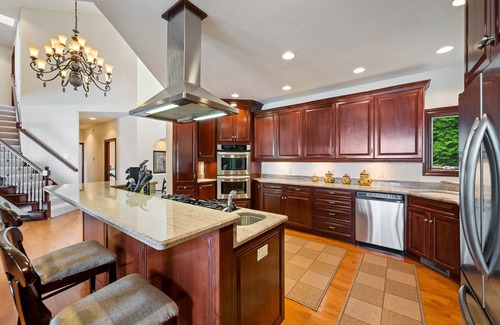 Sister Bay House | Lakeview OasisnFormerly Kinsey Bay Lakeshore Home
